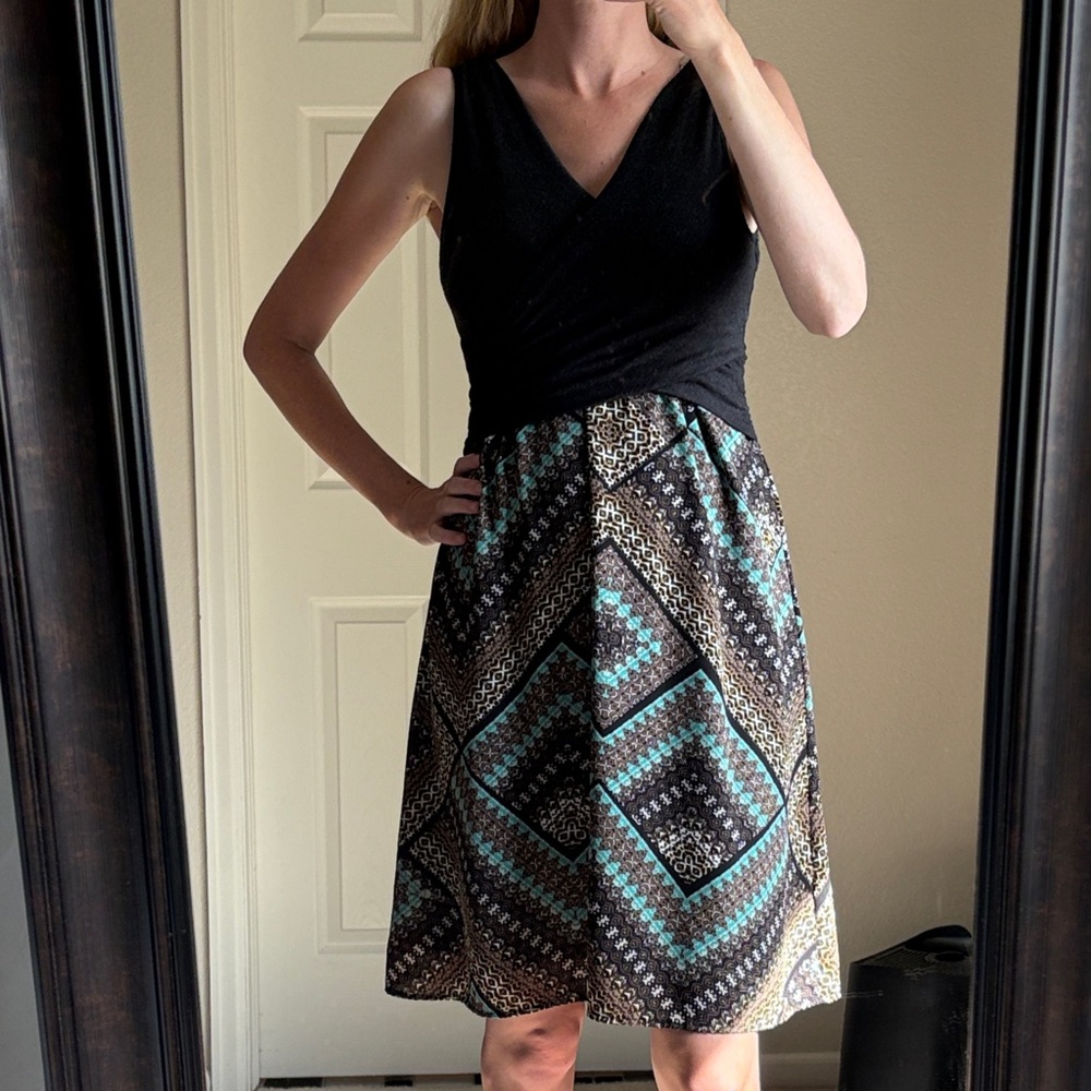 Moving, MUST SELL! Elegant Black and Teal Patterned Dress